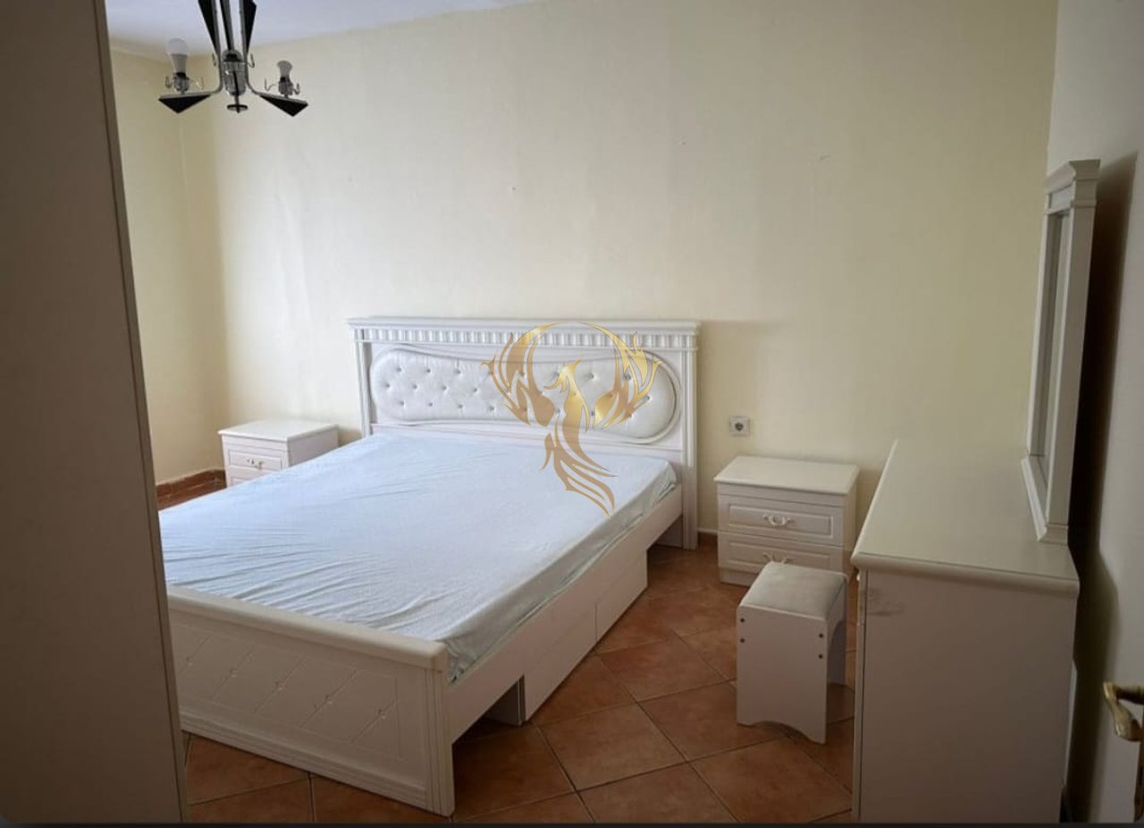 Jepet me qera apartament 1+1+Bllk Laprake