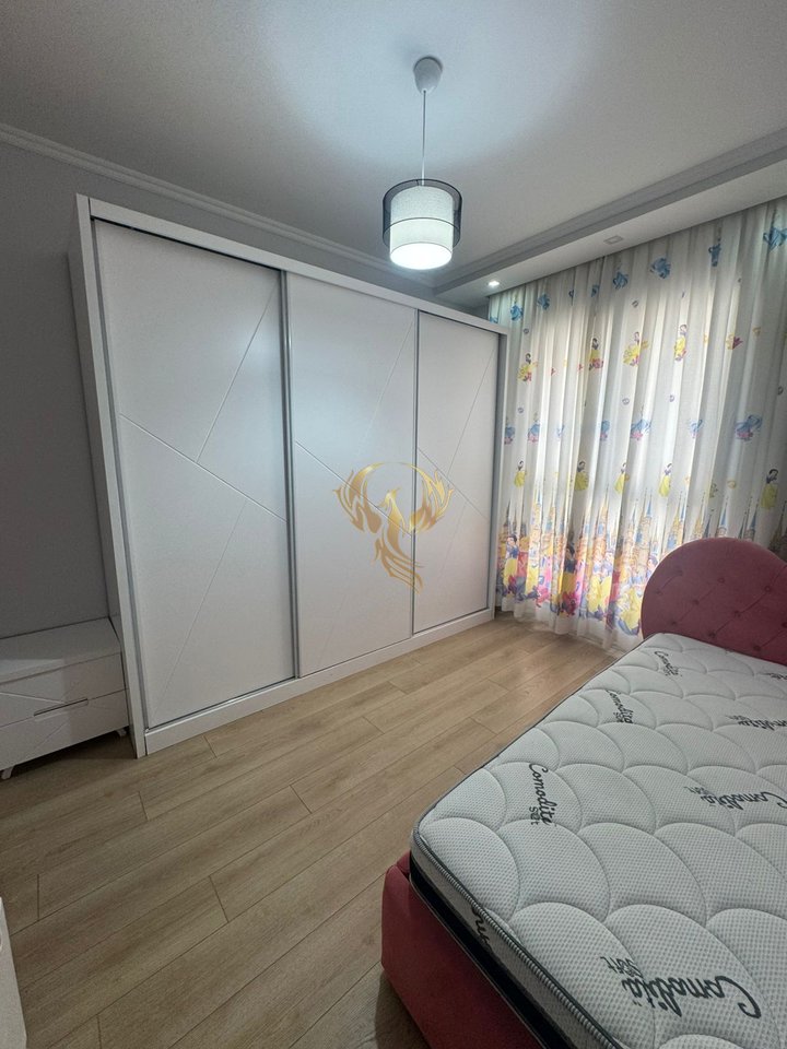 Jepet me qira  2+1+2+ Bllk te  Casa Italia