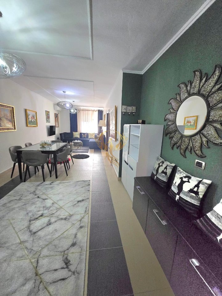 Affittasi 1+1 vicino all'ex Esposizione