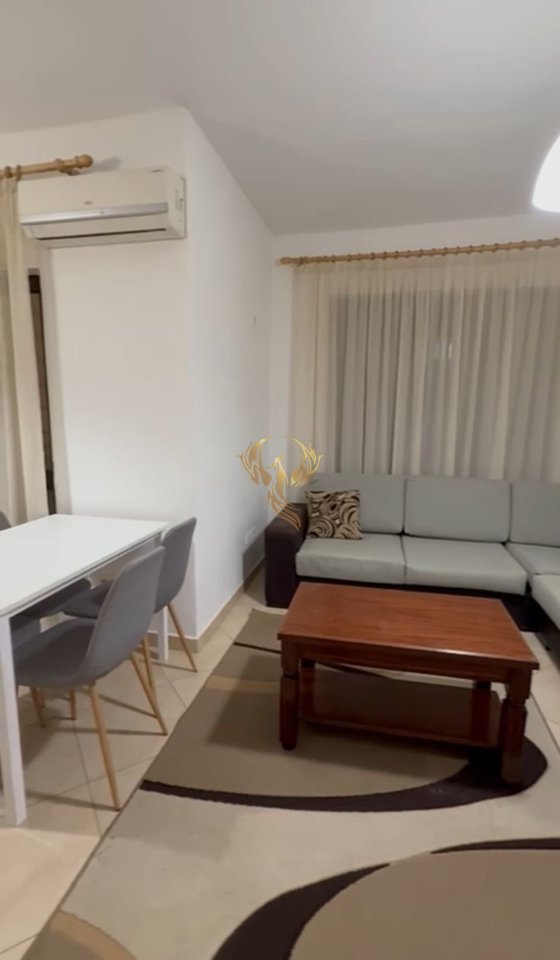 Jepet me qera apartament 1+1 ne  Astir prane 2 Rrotondove