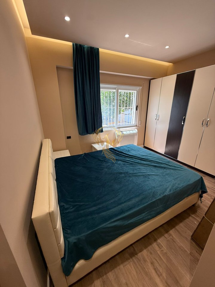 Jepet me qera super apartament 2+1+Bllk Liqeni i Thate