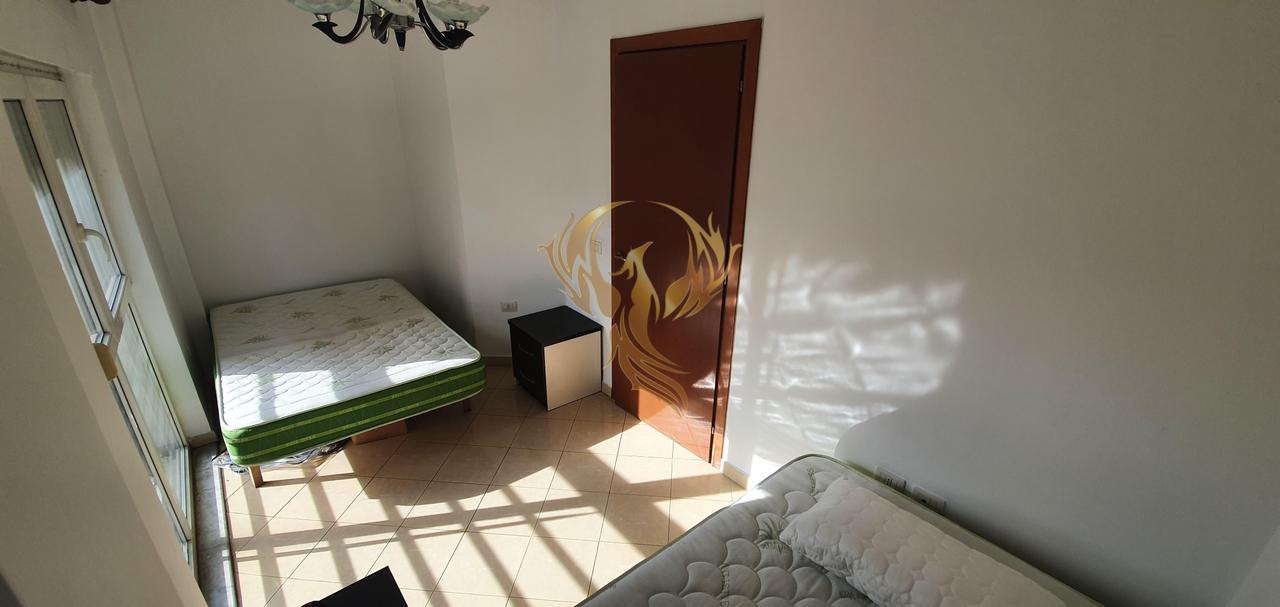 Jepet me qera apartament 2+1  ne Ali Dem