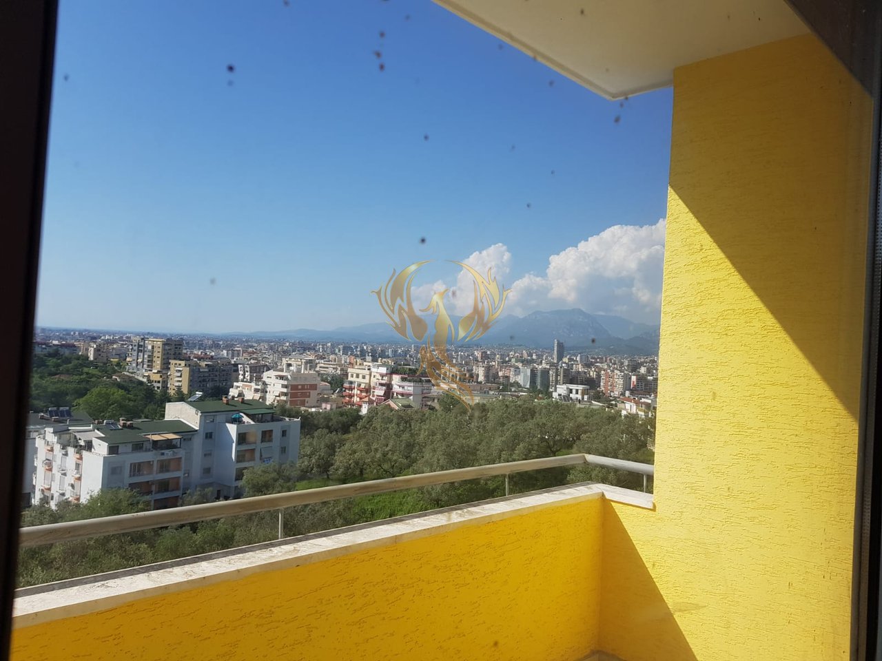 For rent: 3+1+3+3Bllk apartment near the Artificial Lake.