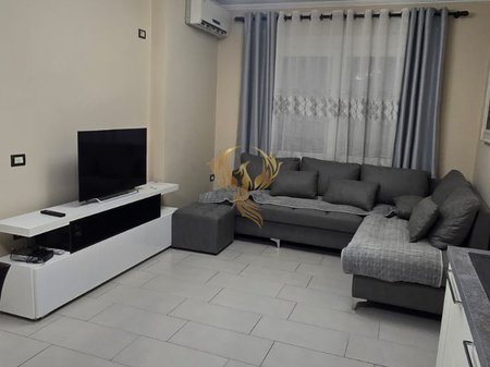 Appartamento 2+1 in affitto ad Astir