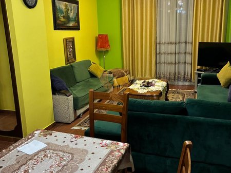 A 1+1 apartment is for rent near Oslo bar on 21 Dhjetori.