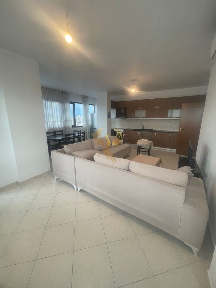 Affittasi appartamento 2+1+2 ad Astir vicino a 2 rotatorie.