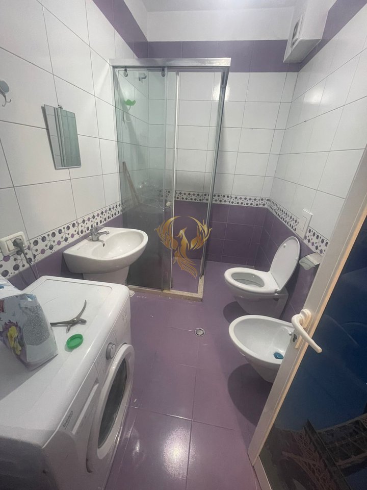 Affittasi appartamento 2+1+2 ad Astir vicino a 2 rotatorie.