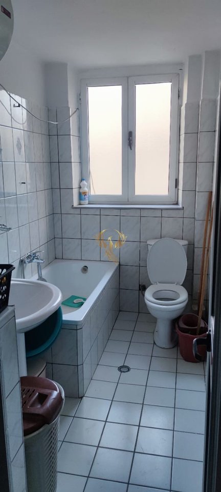 Jepet me qira Apartament 1+1 ne Bllok