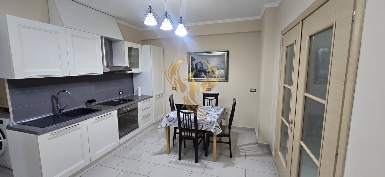 Appartamento 2+1 in affitto ad Astir