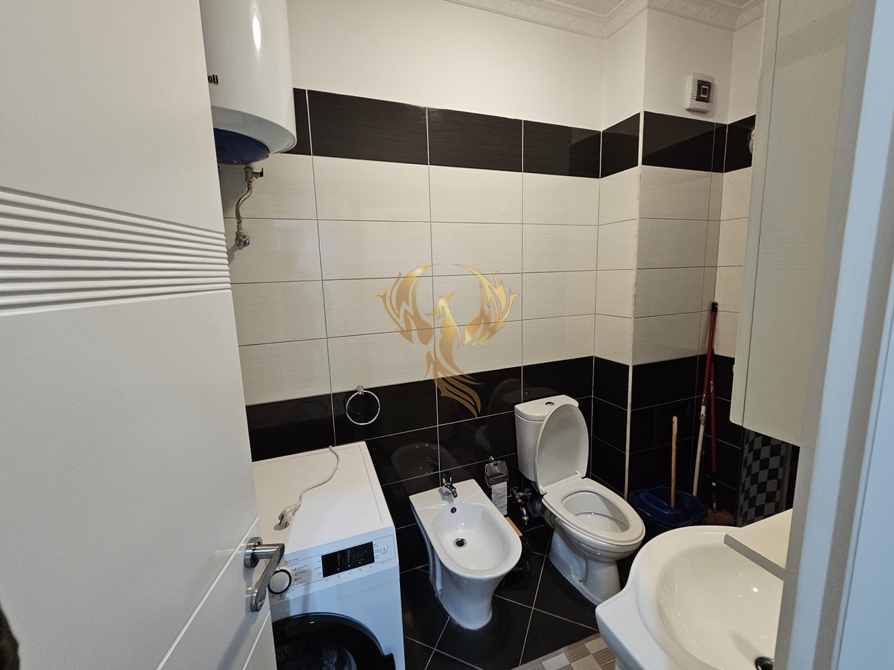 Jepet me qira Apartament 2+1+2 ne Astir
