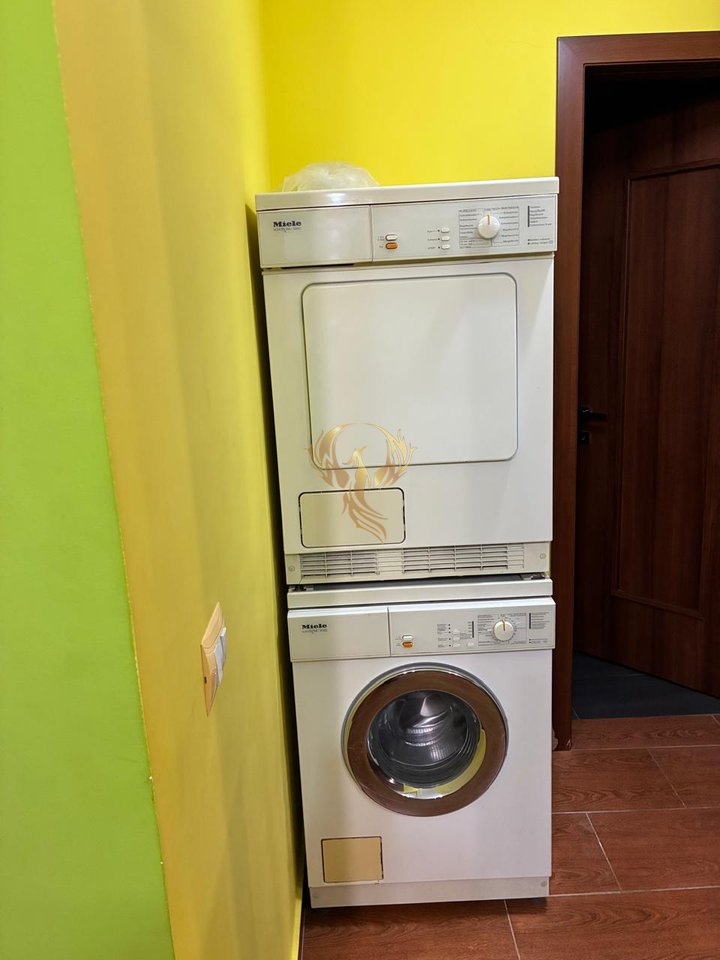 Si affitta appartamento 1+1 a 21 dicembre vicino al bar Oslo.