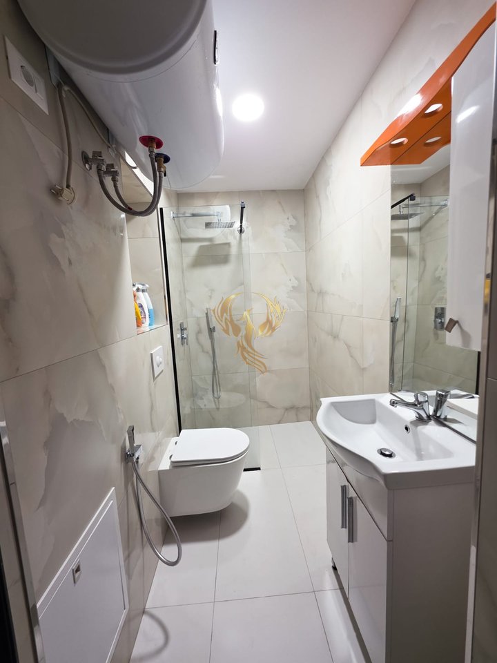 Appartamento 4+1+2 in affitto in Via Mine Peza