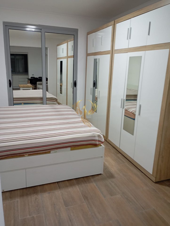 Jepet me qira Apartament 1+1 ne Brryl