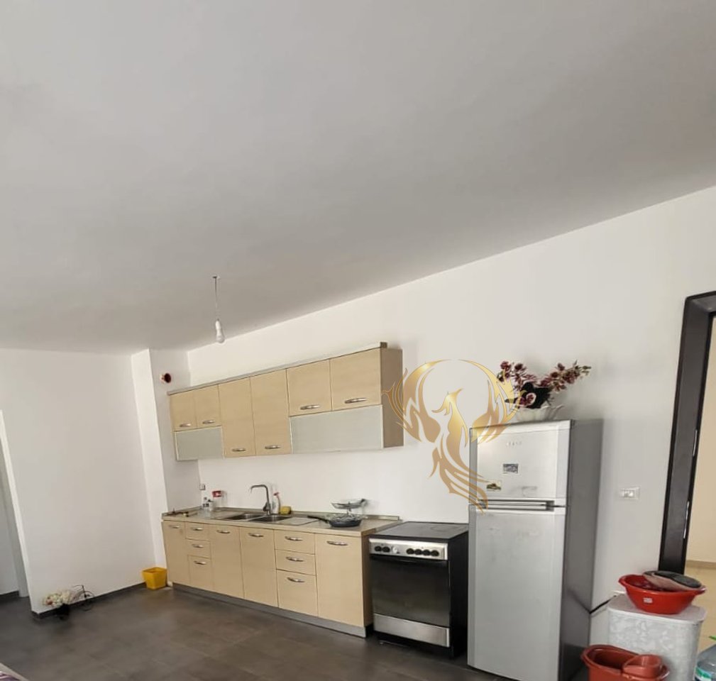 Jepet me Qera Apartament 2+1 ne Shkoze