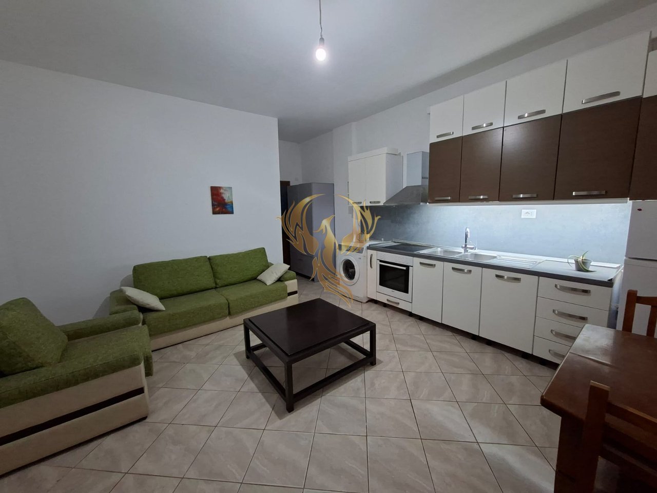 Jepet me Qera Hyrje 1+1 ne Shkoze