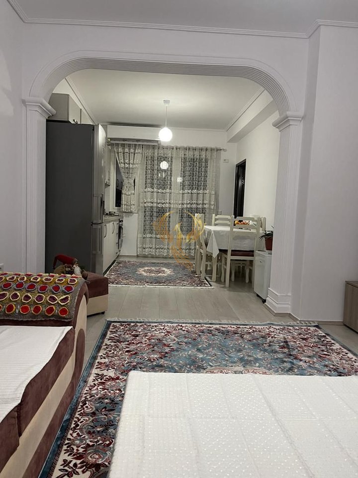 Jepet me qera apartament 1+1 te Blv.Gjergj Fishta