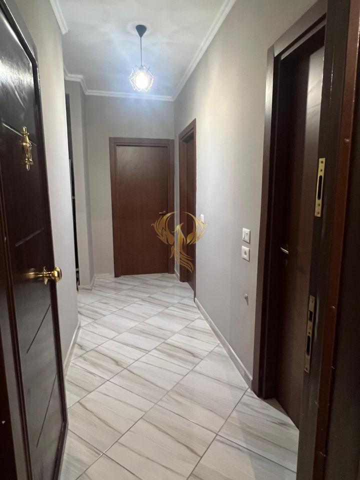 Jepet me Qera Apartament 2+1 ne Institut