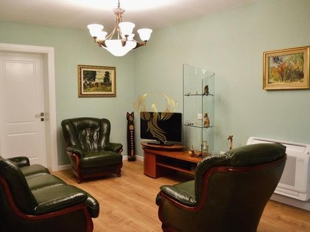 Jepet me Qera Apartament 2+1 te Rruga e Kavajes