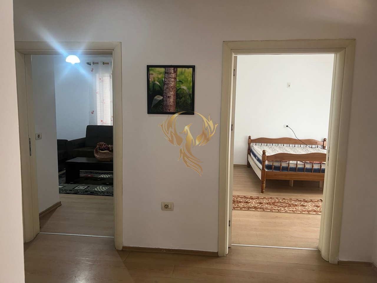 Jepet me qira Hyrje 1+1+kuzhine ne Laprake