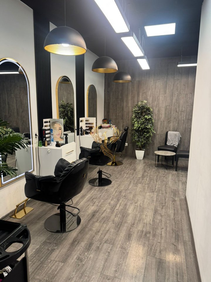 Jepet me qera Ambjent Biznesi,Parukeri ne Don Bosko