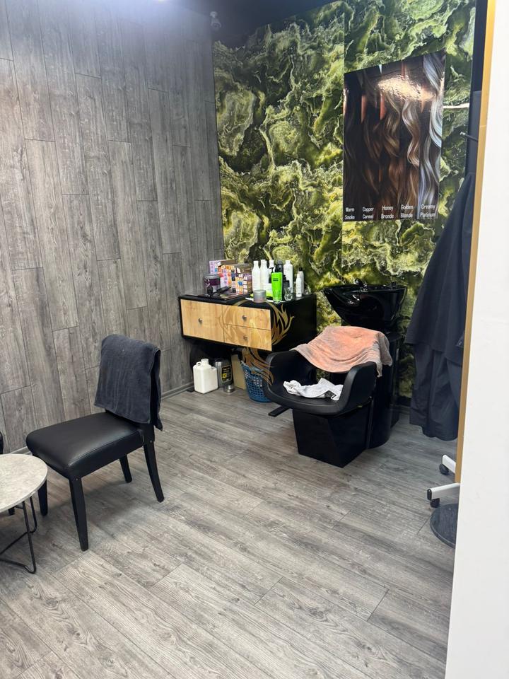 Jepet me qera Ambjent Biznesi,Parukeri ne Don Bosko