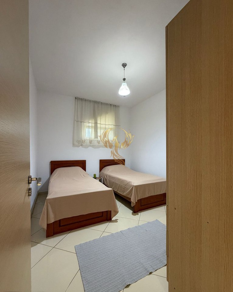 For rent 1+1 entrance near the Faculty of Medicine