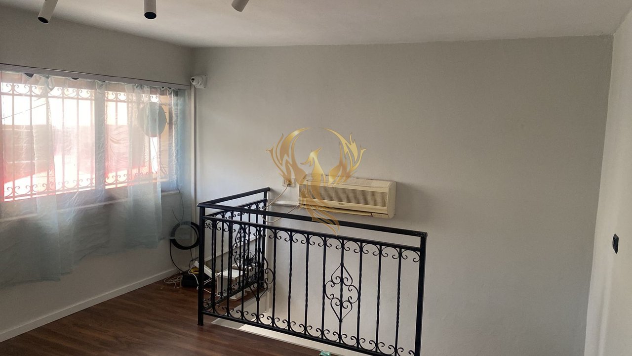 Jepet me qera Ambjent Biznesi dublex ne Qender