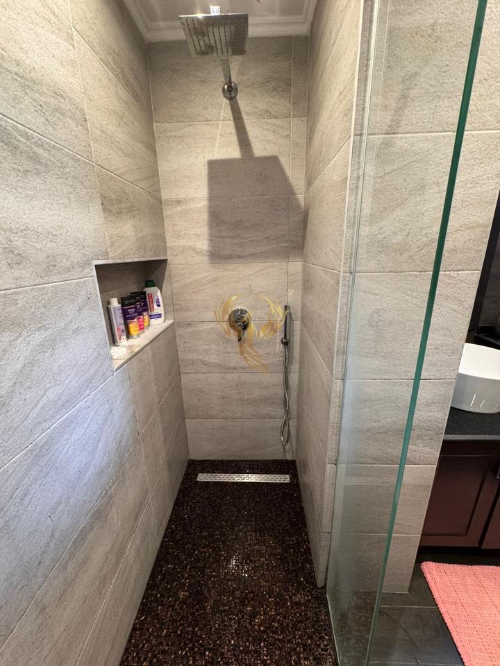 Jepet me Qera Apartament 2+1 te Rruga e Kavajes