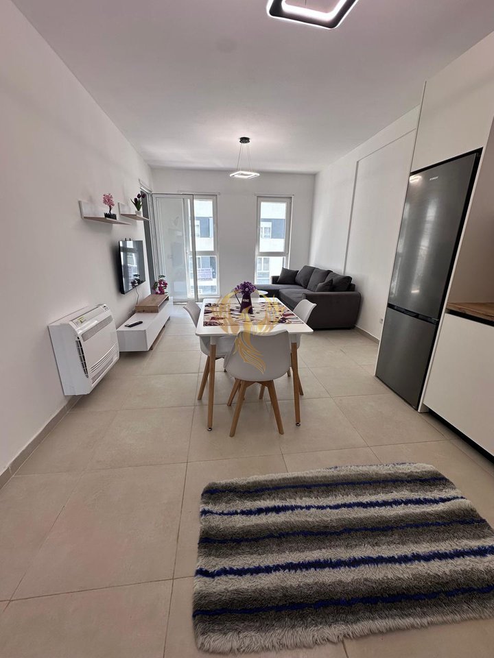 Jepet me qira Apartment 2+1+2 Bllk te Univers City