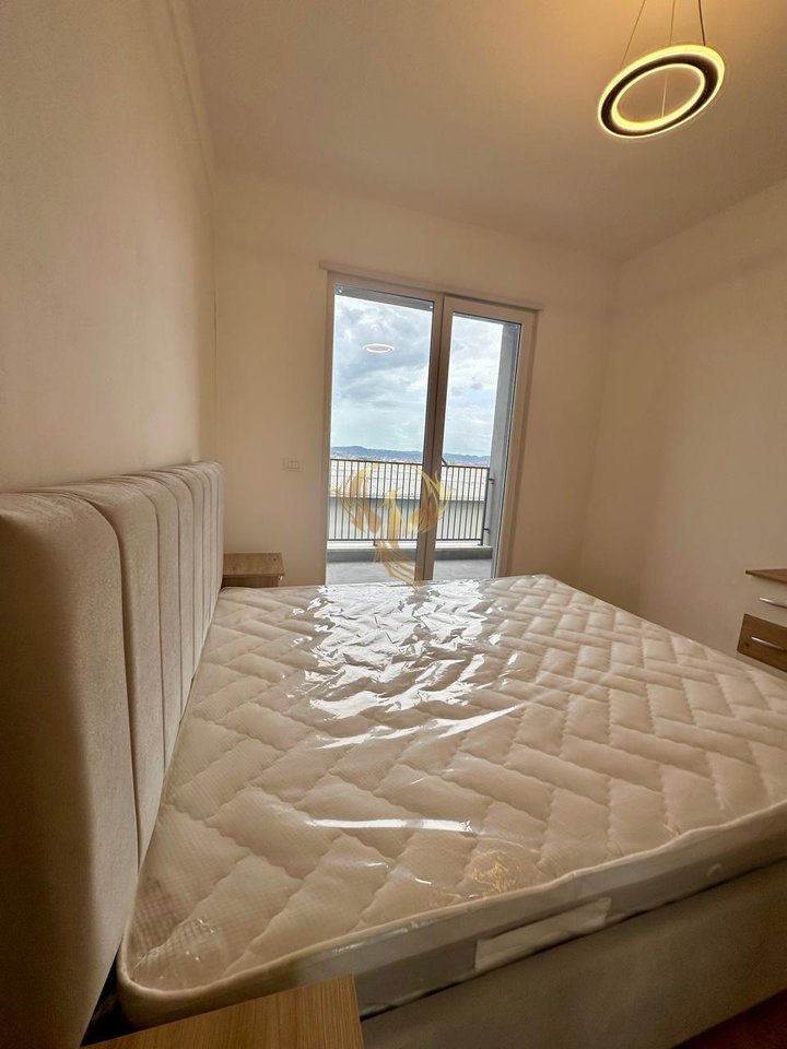 Jepet me qira Apartment 2+1+2 Bllk te Univers City