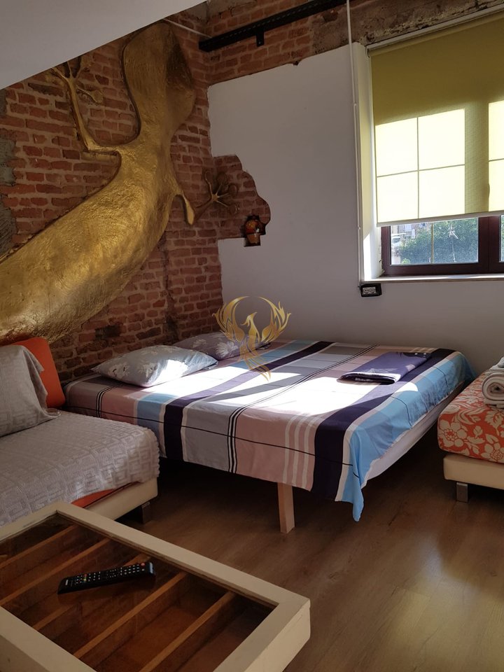 Jepet me qira Garsoniere ne Qender