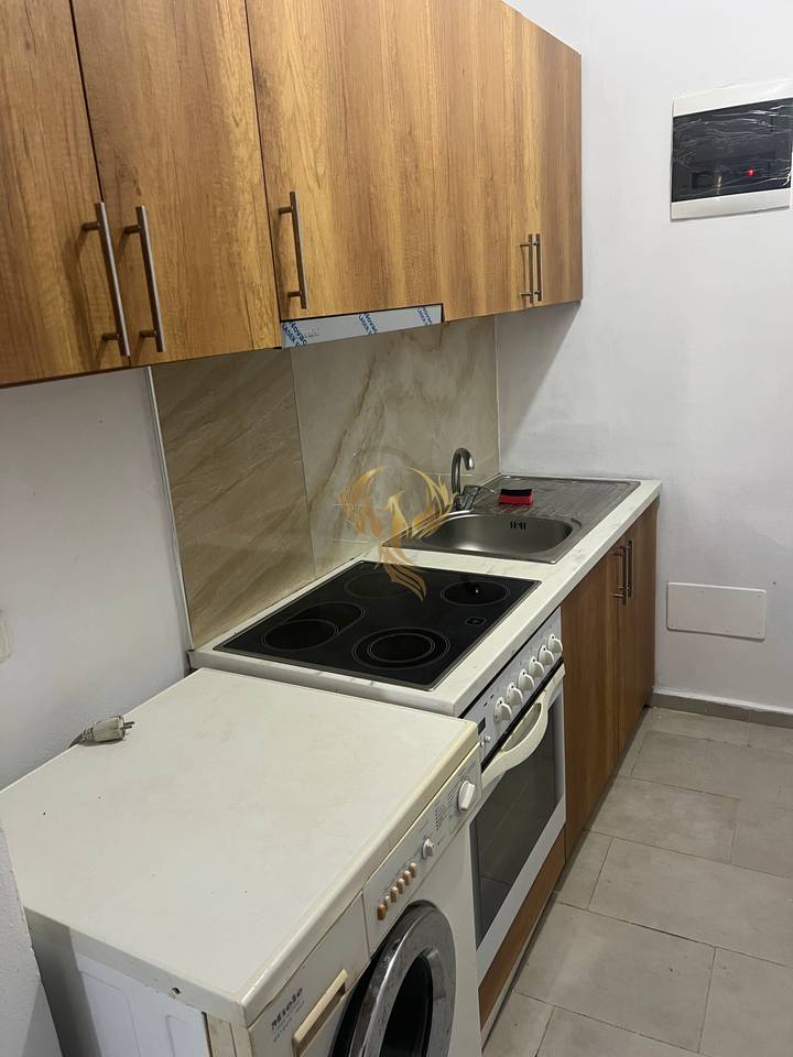 Jepet me qira garzoniere ne Ali Dem