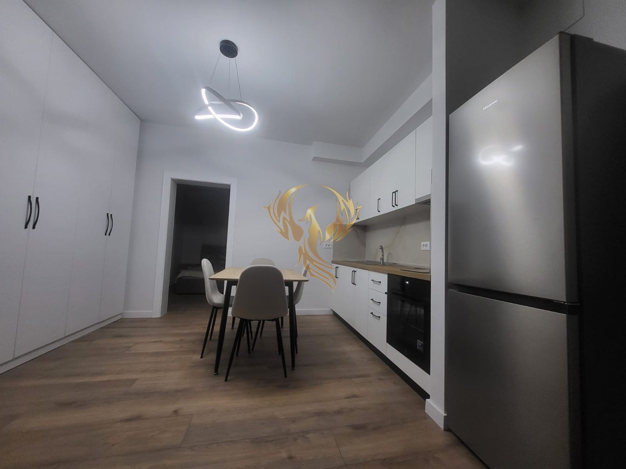 Jepet me qira Hyrje 1+1 te Ish Parku Autobusave