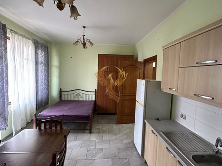 Jepet me qira Garsoniere tek Nenstacioni Elektrik