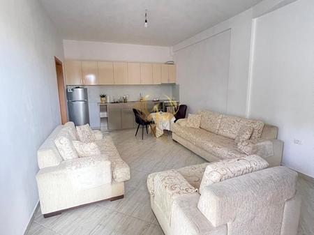 Jepet me qera hyrje 1+1 në Selit