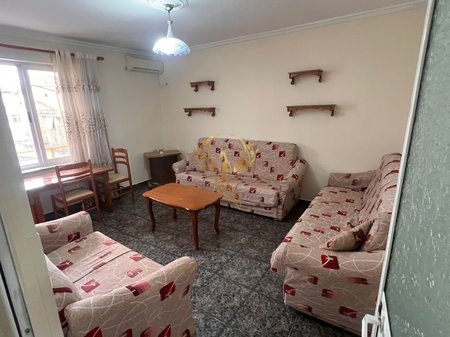 Jepet me qera Apartament 1+1 21 Dhjetori