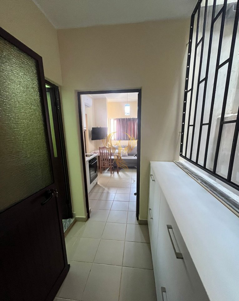 Jepet me Qera Hyrje 1+1 ne Qytet Studenti