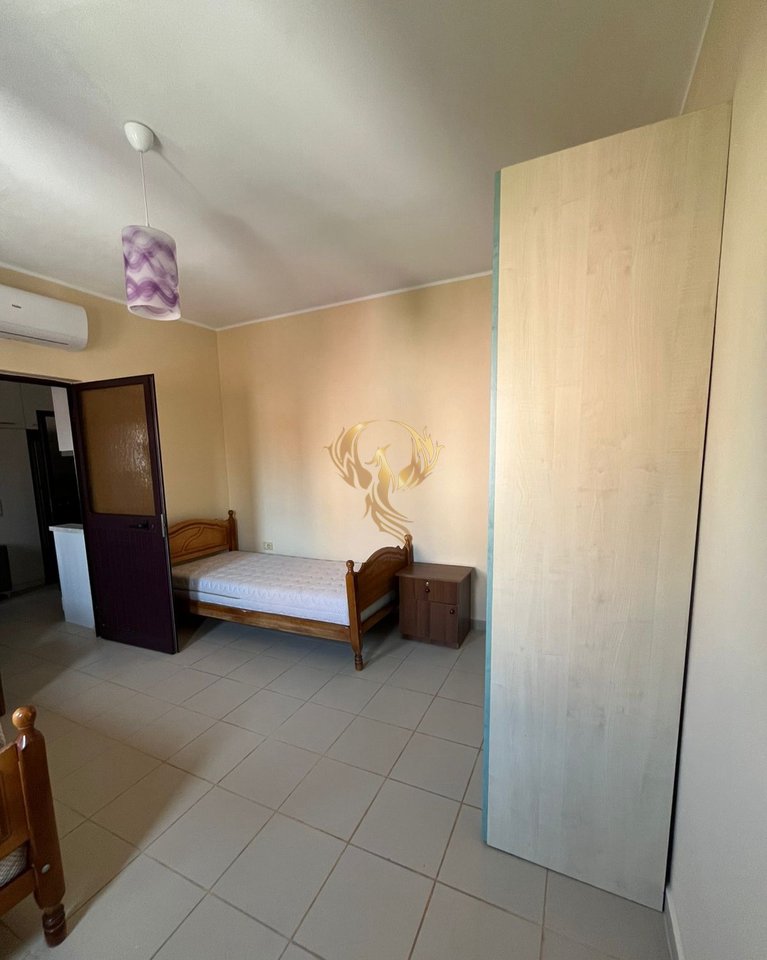 Jepet me Qera Hyrje 1+1 ne Qytet Studenti