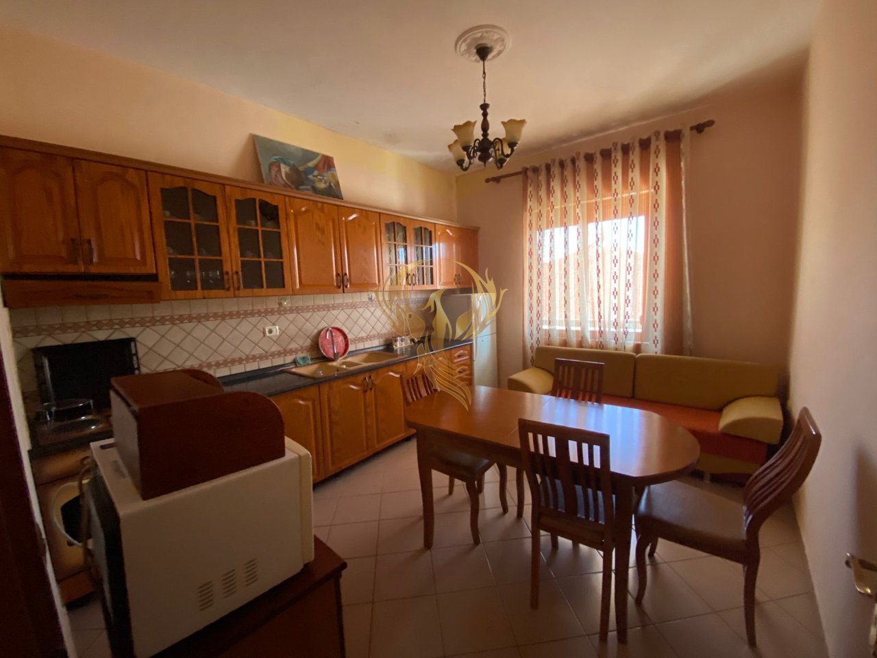 Affittasi ingresso 2+1 Fresk