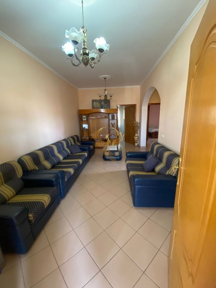 Affittasi ingresso 2+1 Fresk