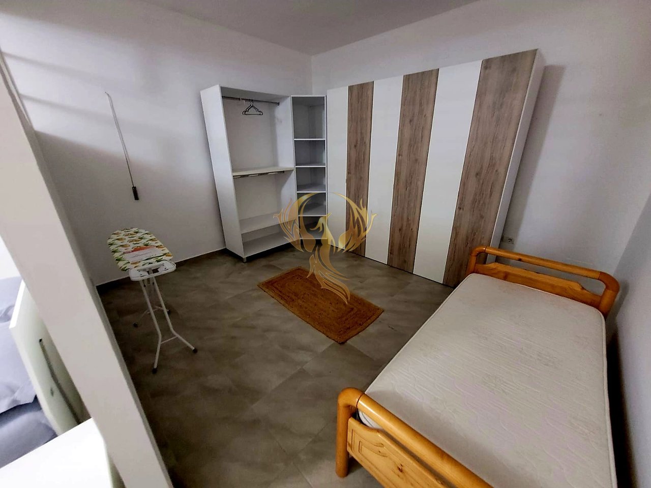 Jepet me qira Hyrje 1+1 ne Brryl