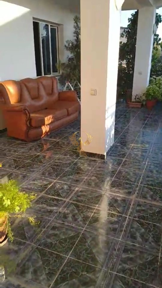 Jepet me qira Hyrje 2+1 tek Kristaq Capo