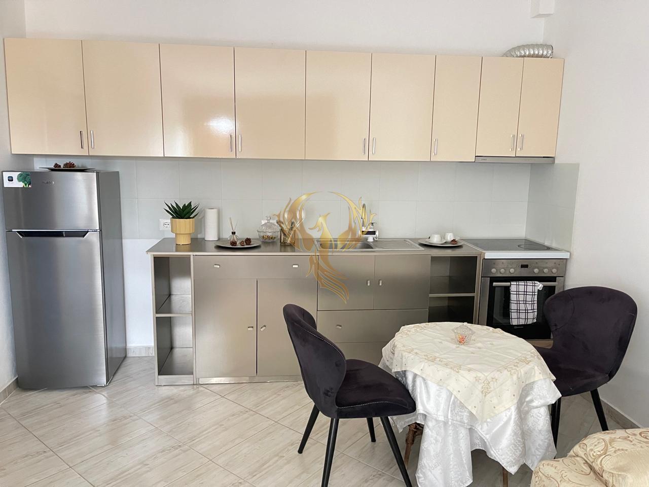 1+1 entrance for rent in Selit