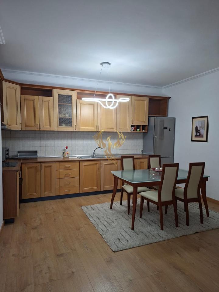 Jepet me qira Apartament 2+1 ne bllok