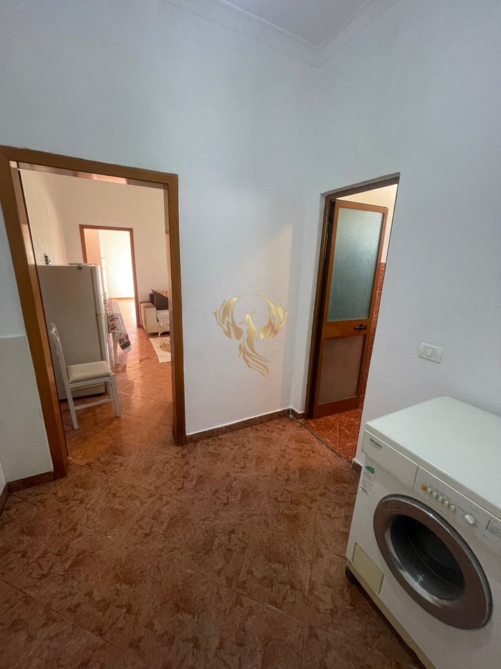 For rent 1+1 entrance in a villa near the military hospital, Lapraka