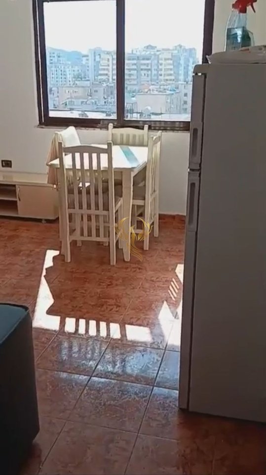 Jepet me qera Apartament 1+1 21 Dhjetori