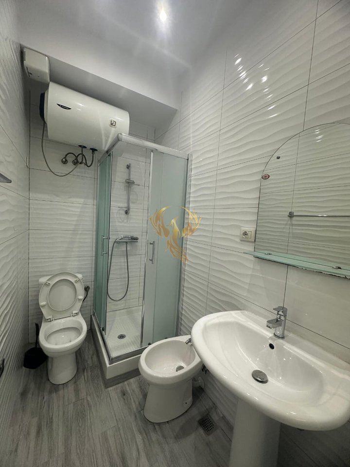 Jepet me Qera Super Apartament 1+1 tek Stadiumi Air Albania