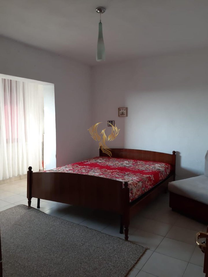 Jepet me qera Apartament 1+1 Ali Demi