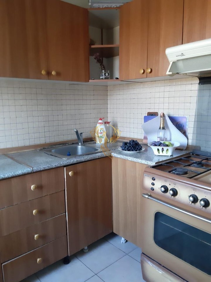 Jepet me qera Apartament 1+1 Ali Demi