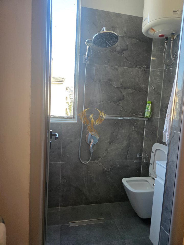 For rent Entrance 1+1 Zogu i Pare Boulevard